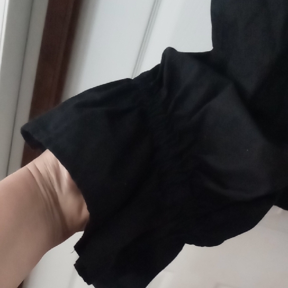 Elizabeth Wilson Designs Top - Picture 7 of 7